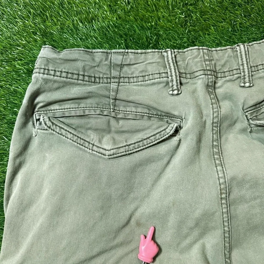 gap cargo shorts